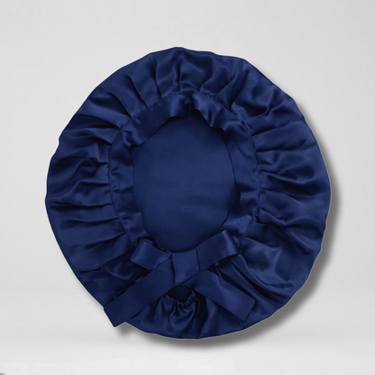 Silk bonnet for fresh and defined curls